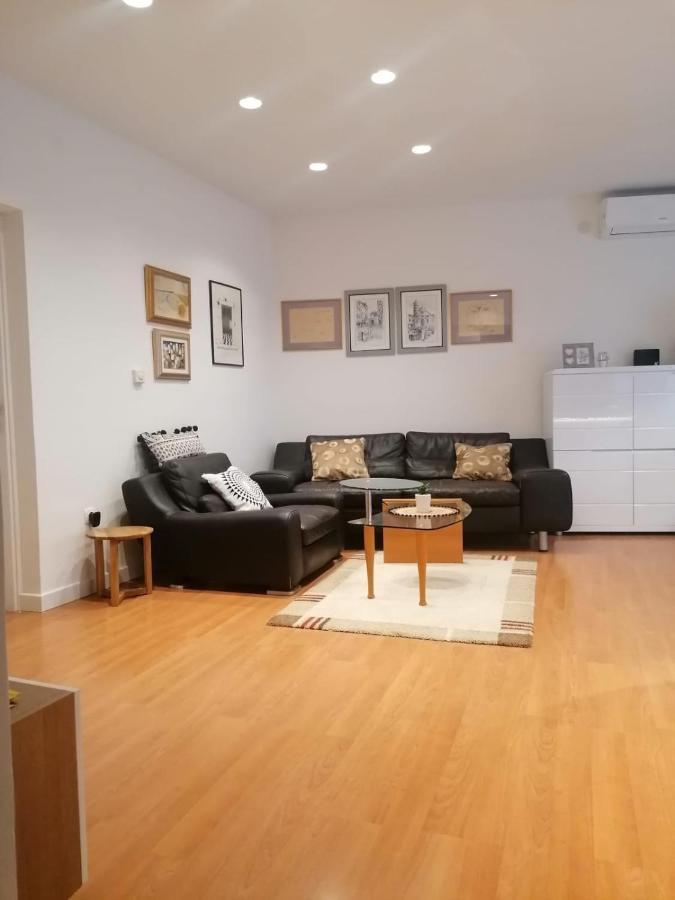 Apartment Pino Zadar Eksteriør billede
