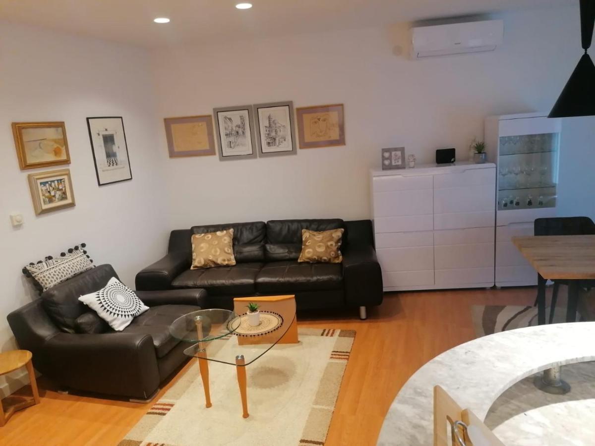 Apartment Pino Zadar Eksteriør billede