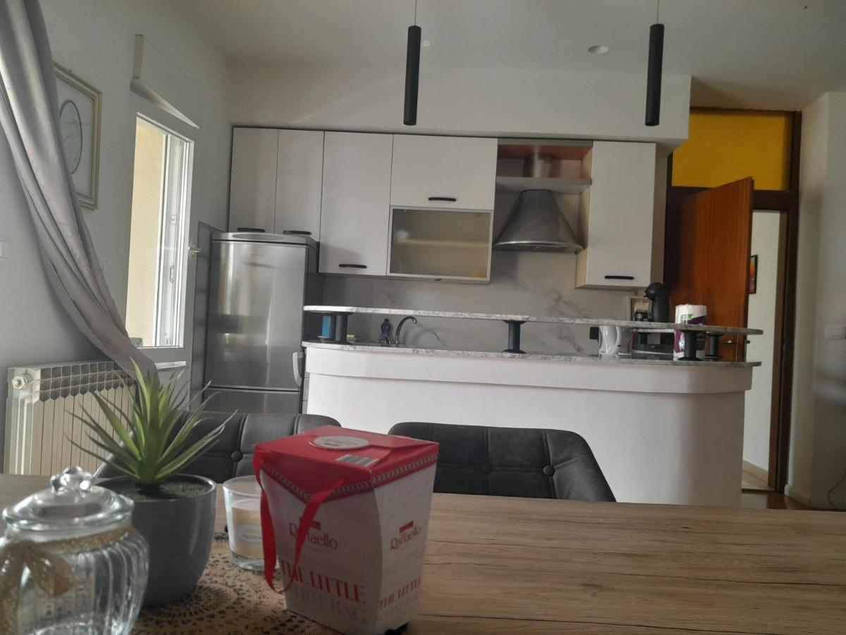 Apartment Pino Zadar Eksteriør billede