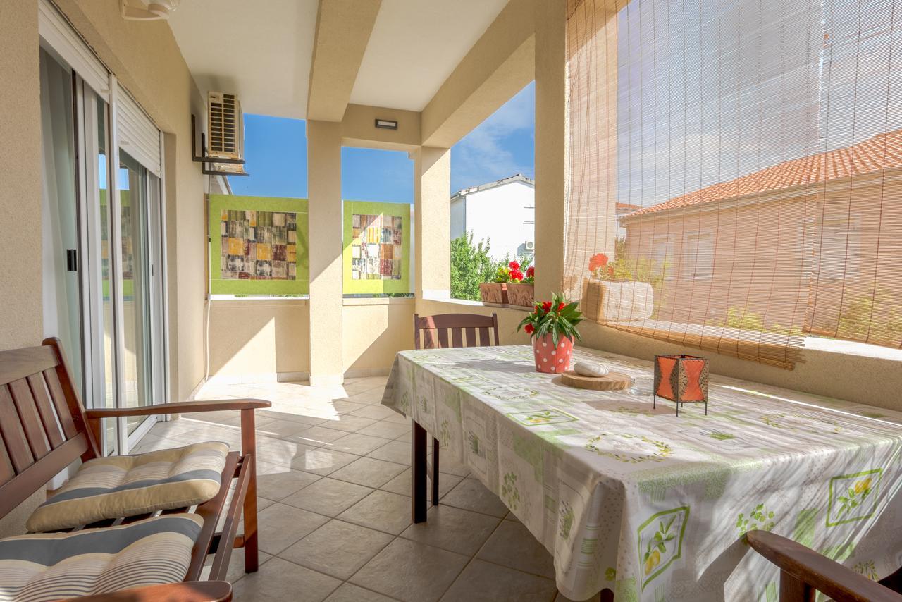 Apartment Pino Zadar Eksteriør billede